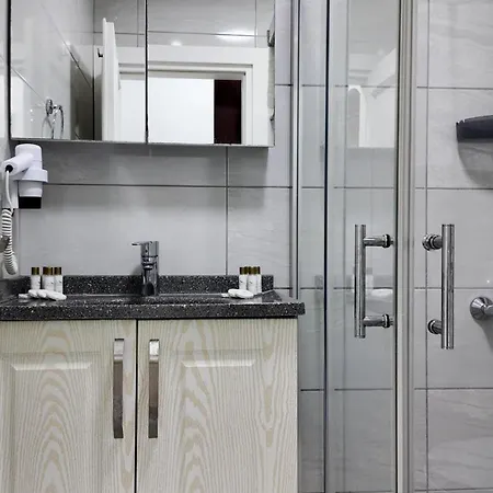 Lizbonia 酒店 博德鲁姆