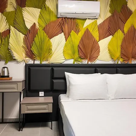 Hotel Lizbonia *